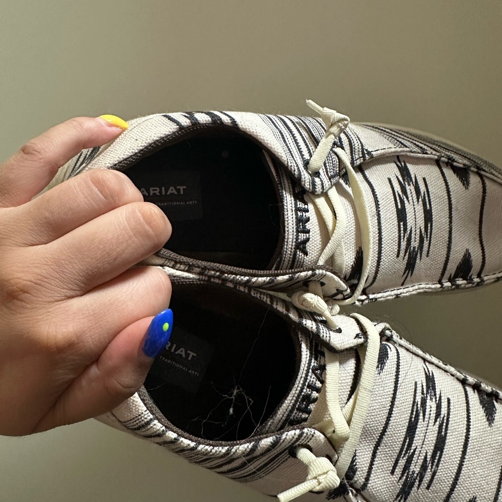 Ariat Moccasins - Black and Cream Pattern - Picture 4 of 5